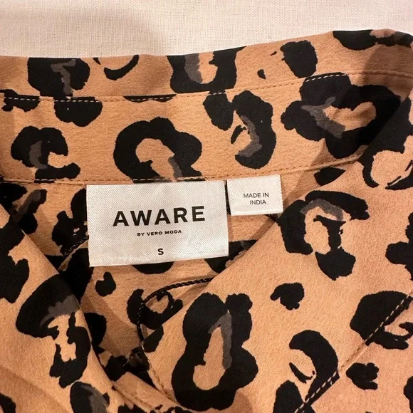 Leopard pattern size small - Picture 2 of 2